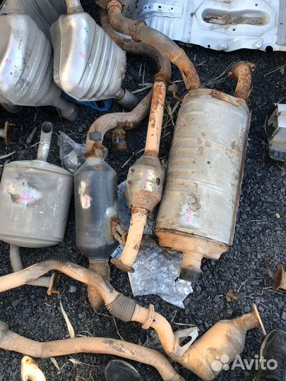 Глушитель Toyota land cruiser 200 4.6 бензин