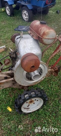 Мотоплуг урал с прицепом пчёлка