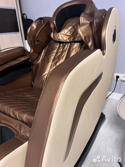 Массажное кресло