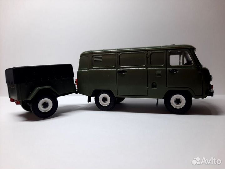Модель УАЗ 3962 с прицепом 8109 Коллекционная