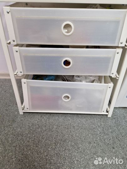 Стол маникюрный,тумба,гель-лак