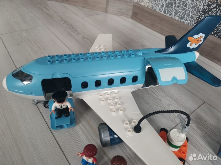Lego Duplo 5595 Самолёт с аэрпортом