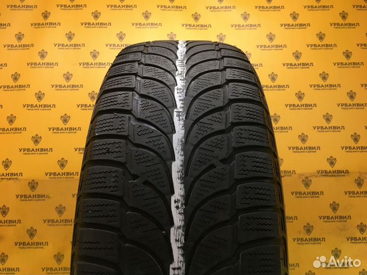 Bridgestone Blizzak LM-80 Evo 235/65 R17 104H