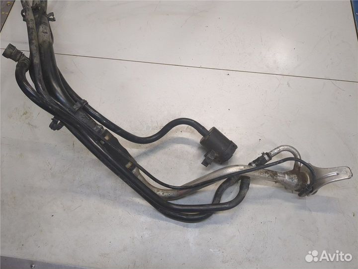 Горловина заливная топливная Land Rover Discovery