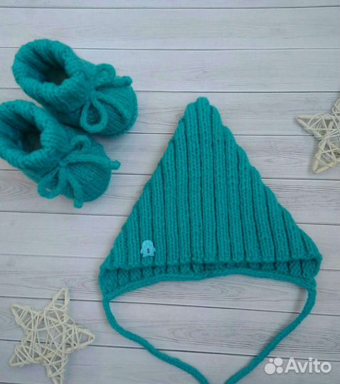 Чепчик и пинетки (новый комплект)