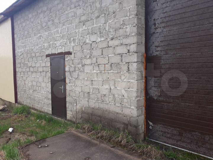 Гараж, > 30 м²