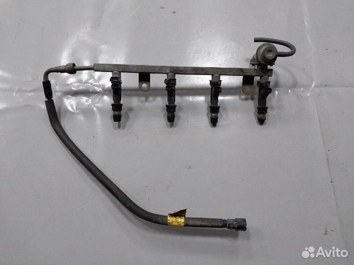 Топливная рампа с форсунками Заз Сенс седан 1.5