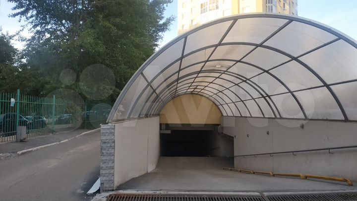 Машиноместо, 17 м²