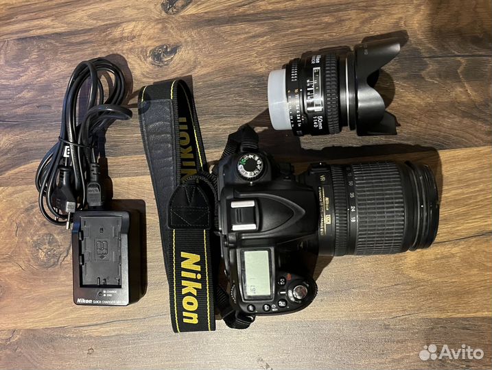 Зеркальный фотоаппарат Nikon D90 с объективами