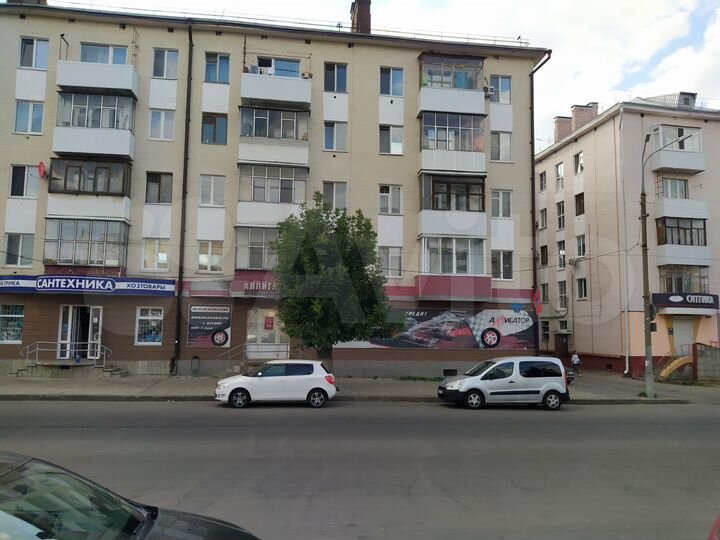 Торговая площадь, 85 м²