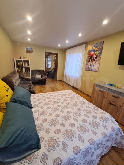 1-к. квартира, 42 м², 1/4 эт.