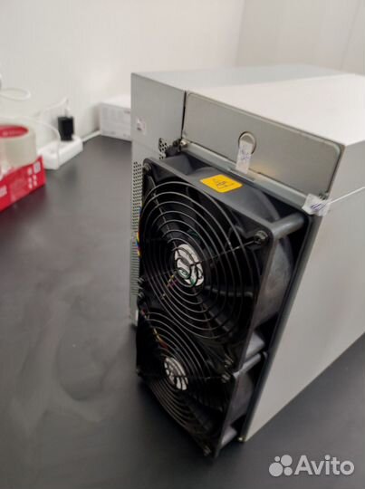 Asic майнер Bitmain Antminer S19