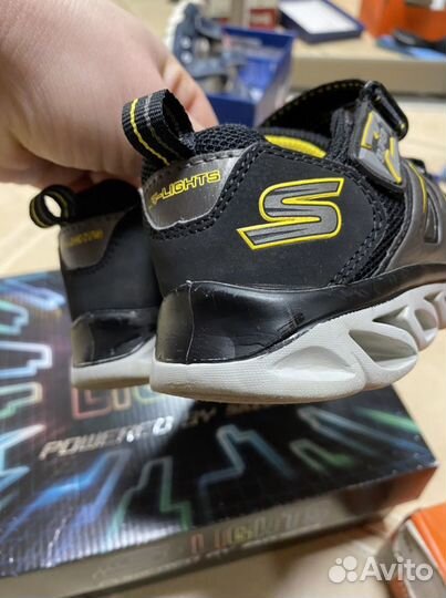 Кроссовки skechers