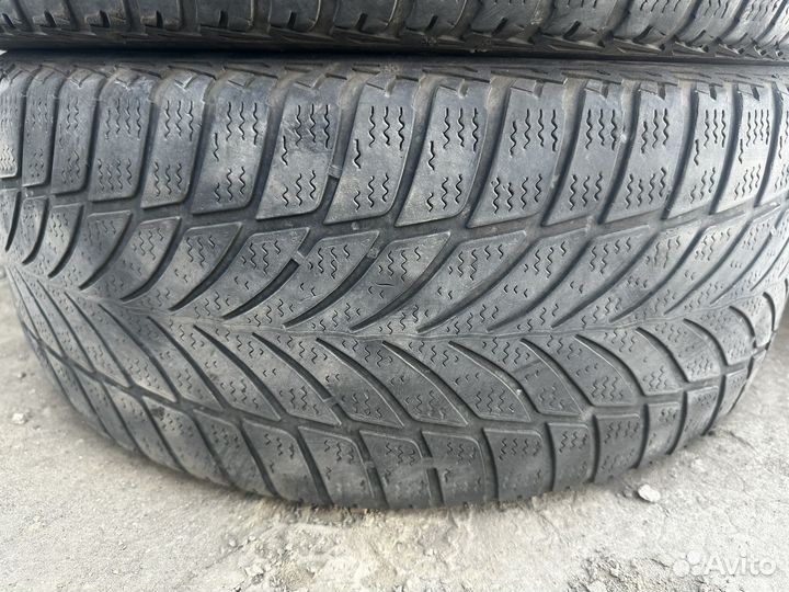 Goodyear UltraGrip 2 225/45 R18