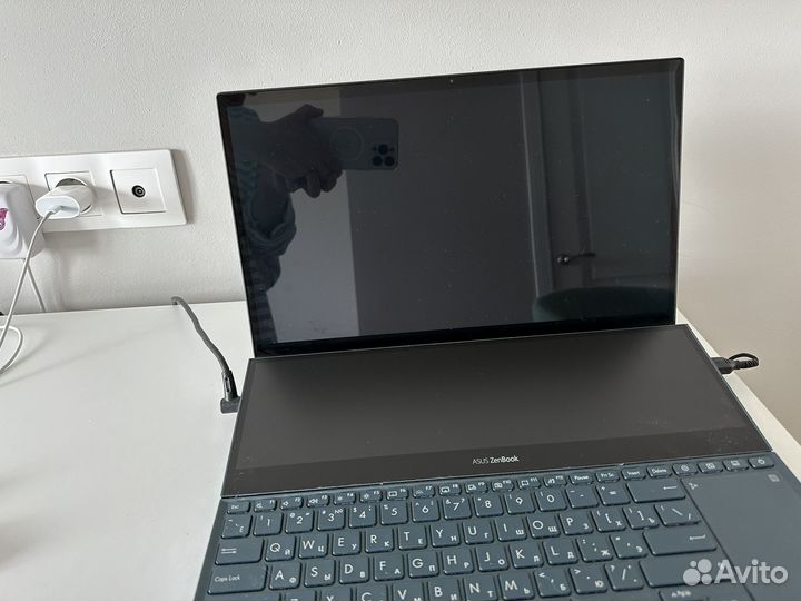 Ноутбук asus zenbook model: UX582L