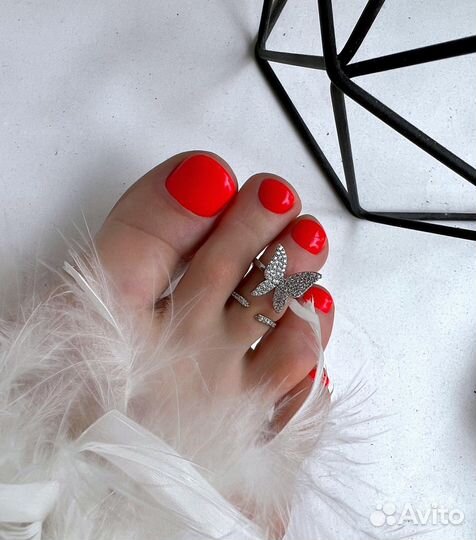 Аппаратный маникюр