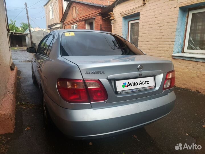 Nissan Almera 1.5 МТ, 2004, 240 000 км