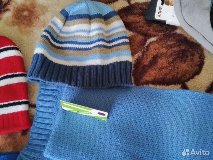 Шапка 2 шт, шарф 2 шт