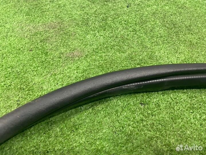 Уплотнитель проёма двери Hyundai Ix35 LM G4KD 2011