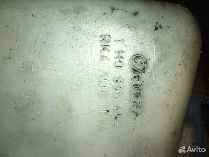 Бачок омывателя Volkswagen golf 3/vento