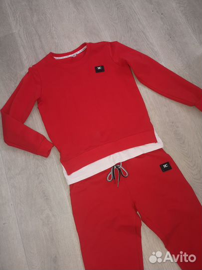 Костюм спортивный