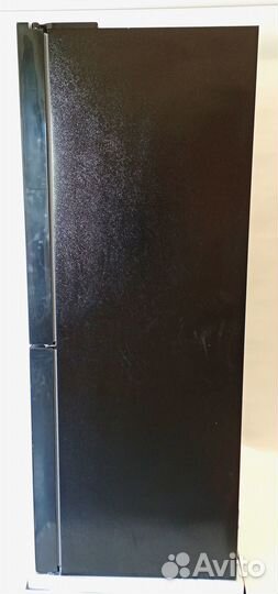 Холодильник с инвертором maunfeld MFF181NFB