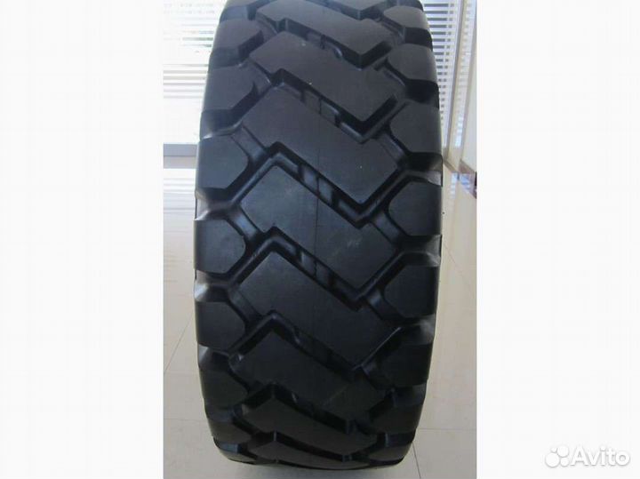Шина для фронтальных погрузчиков 17.5-25 16PR naaa