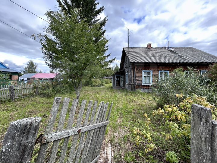 Дом 24,6 м² на участке 8 сот.