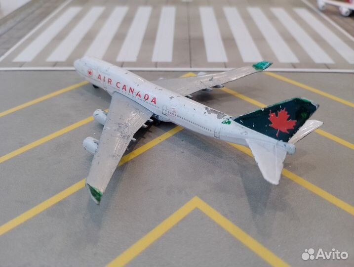 Самолёт Boeing 747 