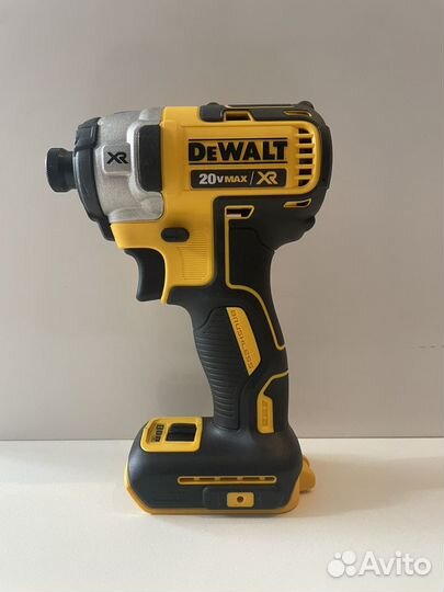 Аккумуляторная дрель Dewalt DCF 887