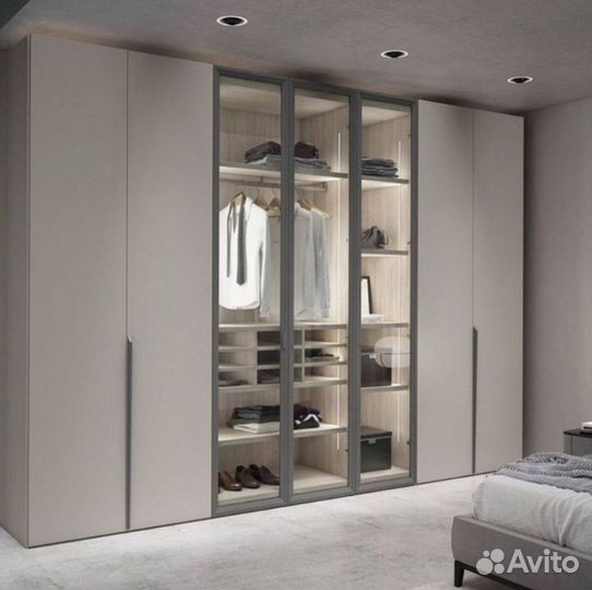 Шкаф трехстворчатый (и другие)