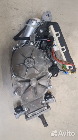 Электропривод крышки багажника Mercedes E W212, 2011