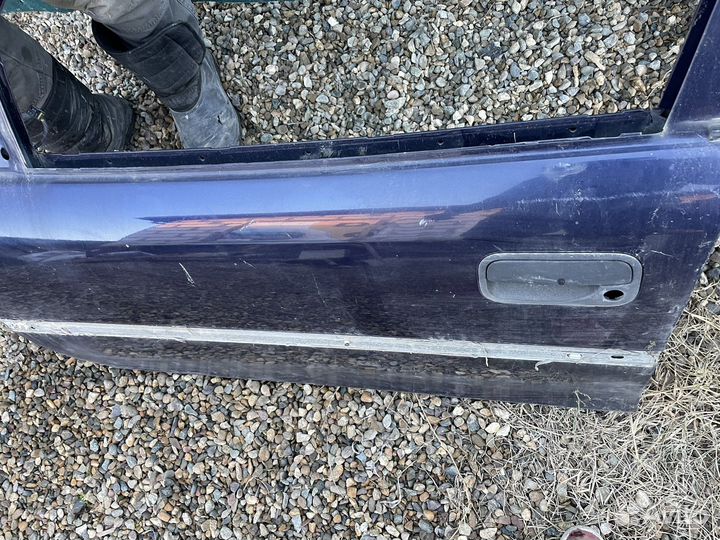 Дверь передняя левая opel vectra b