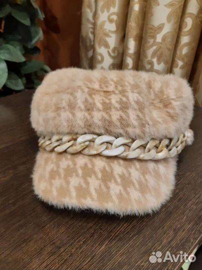 Кепка утепленная женская