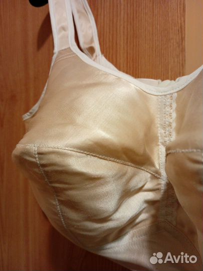 Бюстгальтер ретро винтаж СССР атлас бежевый