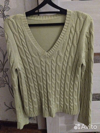 Свитер женский