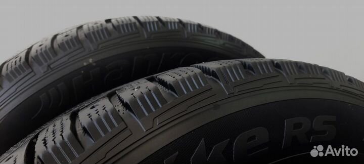 Hankook Winter I'Pike 215/65 R16 71Q