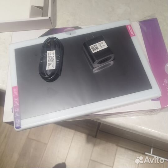 Планшет lenovo tab m10