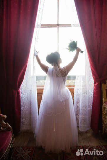 Свадебный фотограф на свадьбу и праздник видеограф