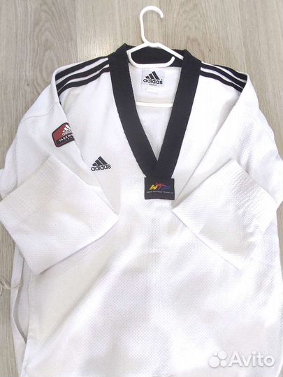 Добок для занятия тхэквондо