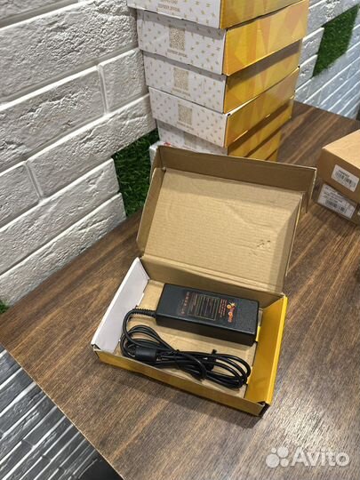 Новый блок питания sony 19.5 4/7a 90w 6.5x4.4