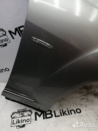 Крыло переднее правое Mercedes W221 Rest