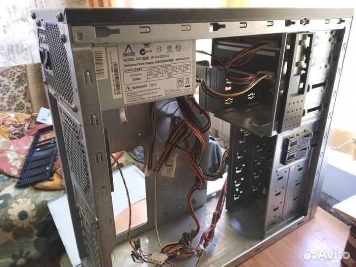 Корпус системного блока с блоком питания и 2 DVD