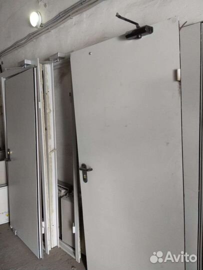 Дверь входная противопожарная