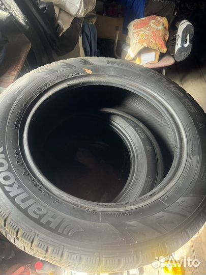 Hankook Winter I'Pike 215/60 R16