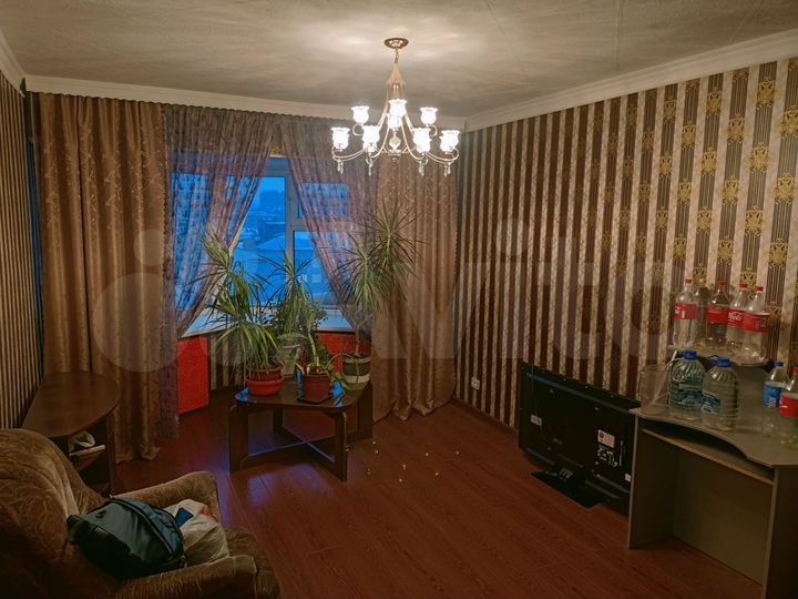 4-к. квартира, 79 м², 9/9 эт.
