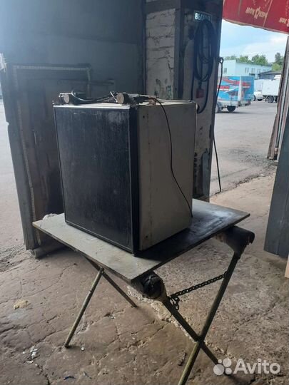 Холодильник для автодома 12/220/ газ