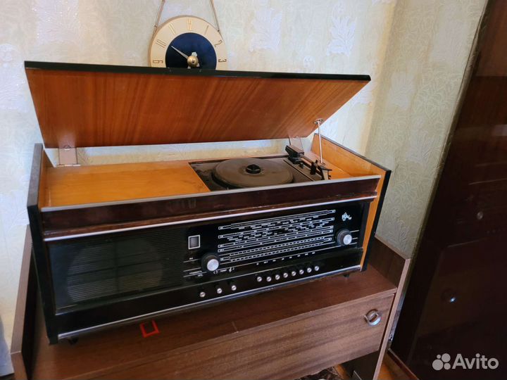 Радиола Урал 111