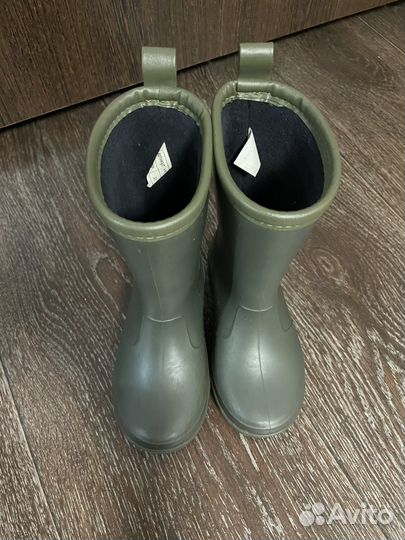 Резиновые сапоги