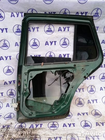 Дверь задняя правая левая Фольксваген Гольф 4